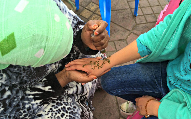 Henna Scams in Marrakech: Simple Safety Tips